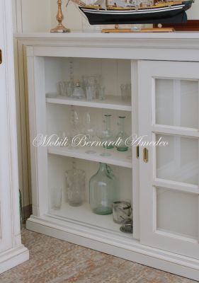 Credenza da soggiorno in legno con 3 ante scorrevoli a vetro finitura bianco